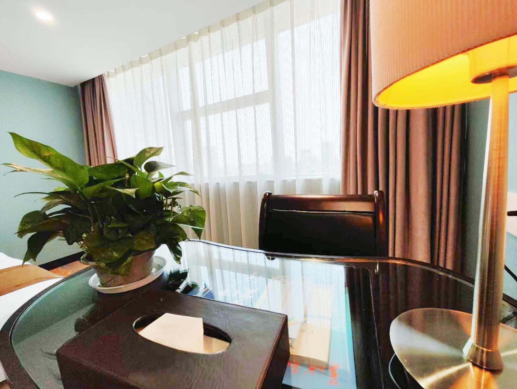 Skyline Plaza Hotel Guangzhou Exterior photo